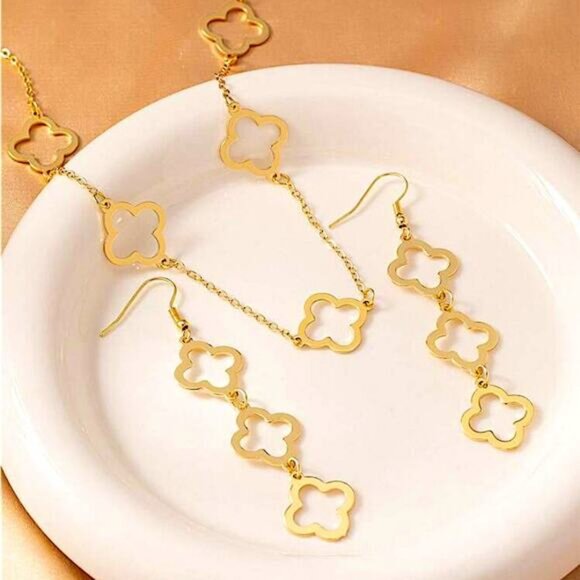Gold Four Leaf Clover Necklace Earrings Set Luxury Dangle Two Piece Set - Picture 3 of 6